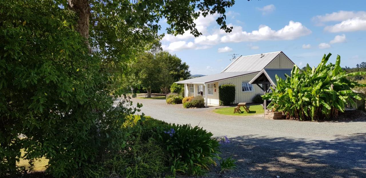 Matakohe Holiday Park Exterior photo